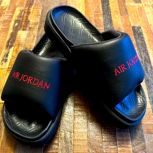 Jordan Sophia slides size: 7 like new - Picture 1 of 5